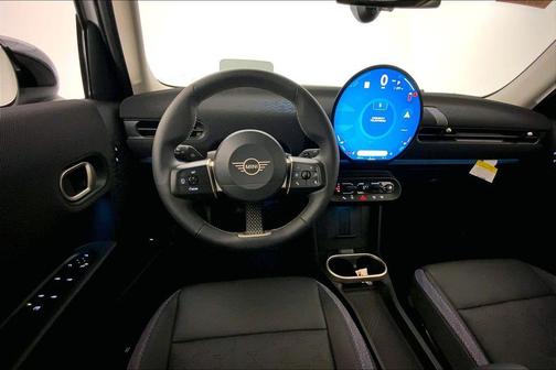 Nanuq White Metallic 2026 MINI Hardtop Cooper