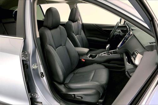 Ice Silver Metallic 2021 Subaru Outback Limited XT