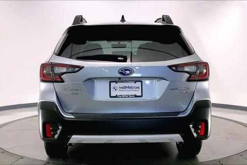 Ice Silver Metallic 2021 Subaru Outback Limited XT