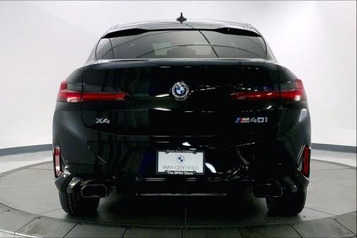 2024 BMW X4 M40i