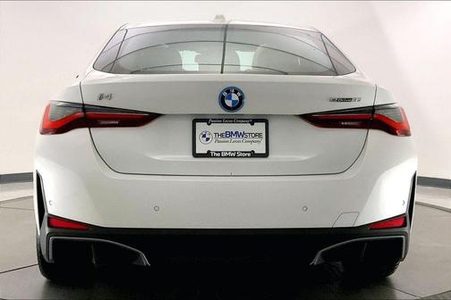 Mineral White Metallic 2023 BMW i4 Gran Coupe eDrive35