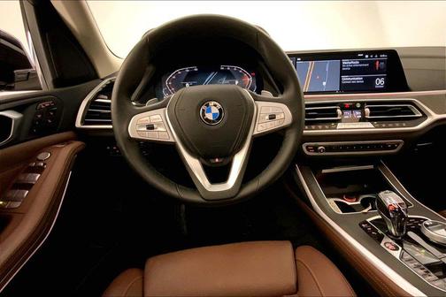 Arctic Grey Metallic 2022 BMW X7 xDrive40i