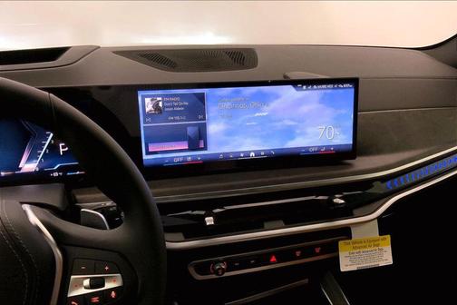 Mineral White Metallic 2026 BMW X5 xDrive40i