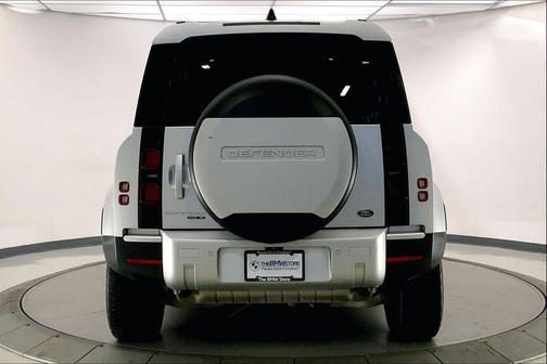 2020 Land Rover Defender 110 SE