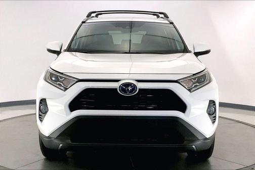 2020 Toyota RAV4 Hybrid XLE