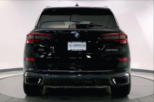 2022 BMW X5 M50i