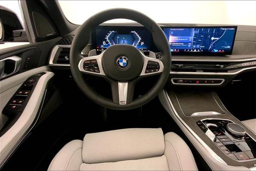 Carbon Black Metallic 2026 BMW X5 xDrive40i