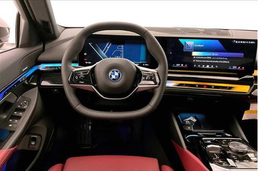 2025 BMW i5 xDrive40