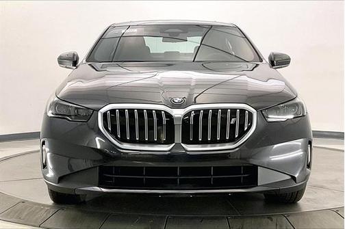 2025 BMW i5 xDrive40