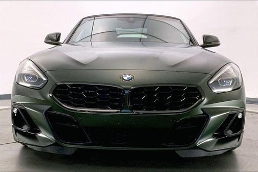 Frozen Deep Green Metallic 2025 BMW Z4 M40i