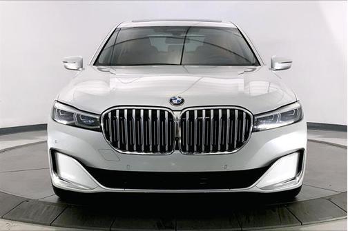 2021 BMW 740 xDrive