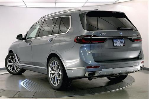 2026 BMW X7 xDrive40i