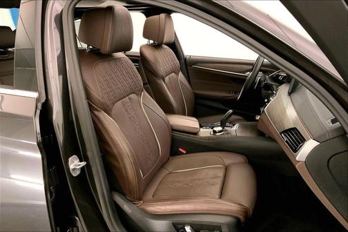 Dark Graphite Metallic 2021 BMW 540 xDrive