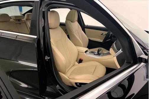2022 BMW 330 xDrive