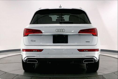 2022 Audi Q5 45 S line Premium Plus