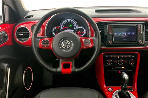 2019 Volkswagen Beetle 2.0T SE