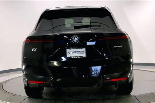 2026 BMW iX xDrive45