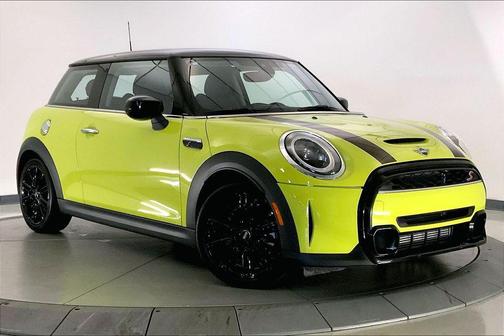 Zesty Yellow 2024 MINI Hardtop Cooper S