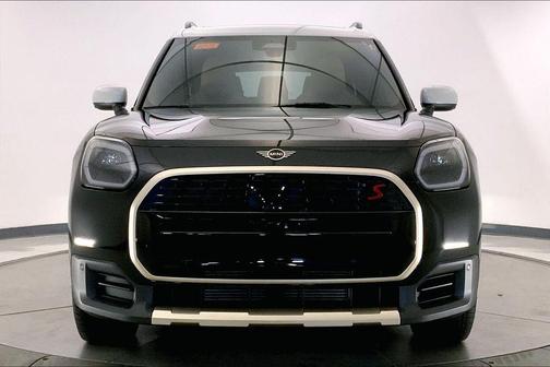 Midnight Black II Metallic 2026 MINI Countryman Cooper S ALL4