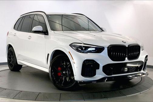 Mineral White Metallic 2022 BMW X5 xDrive40i