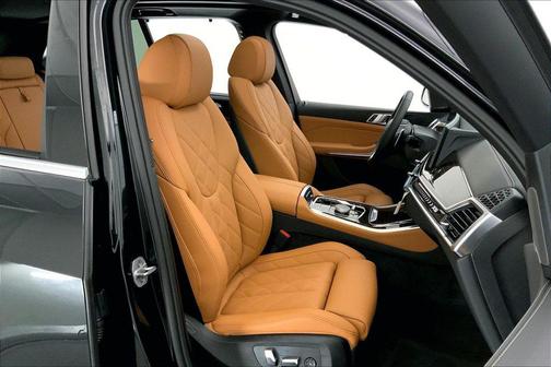 Black Sapphire Metallic 2026 BMW X5 xDrive40i