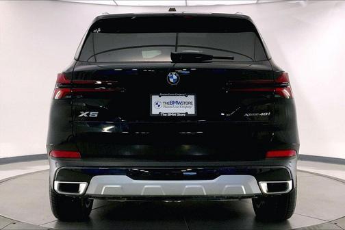 Black Sapphire Metallic 2026 BMW X5 xDrive40i