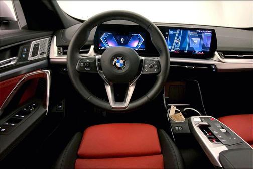Mineral White Metallic 2023 BMW X1 xDrive28i