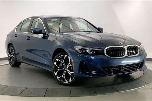 Arctic Race Blue Metallic 2026 BMW 330 xDrive NA