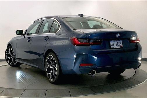 Arctic Race Blue Metallic 2026 BMW 330 xDrive NA
