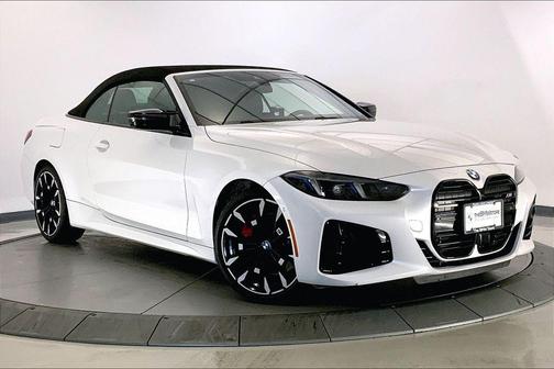 Mineral White Metallic 2025 BMW M440 i xDrive