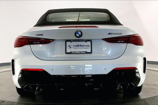 Mineral White Metallic 2025 BMW M440 i xDrive