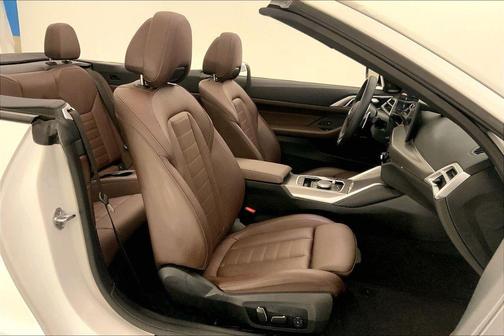 Mineral White Metallic 2025 BMW M440 i xDrive