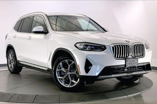 Mineral White Metallic 2023 BMW X3 xDrive30i
