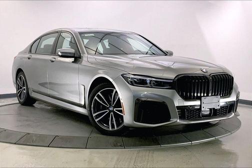 2022 BMW 750 i xDrive