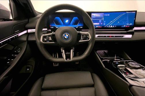 Brooklyn Grey Metallic 2025 BMW i5 xDrive40