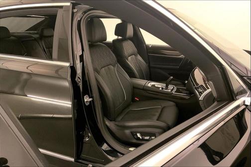 2019 BMW 750 i xDrive