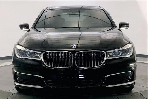 2019 BMW 750 i xDrive