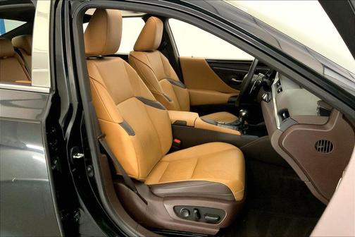 Caviar 2021 Lexus ES 250 Base