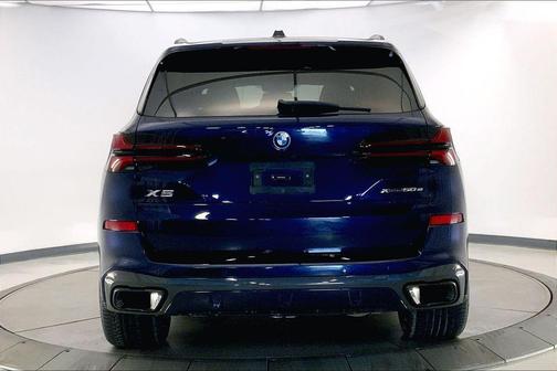 Tanzanite Blue II Metallic 2024 BMW X5 PHEV xDrive50e