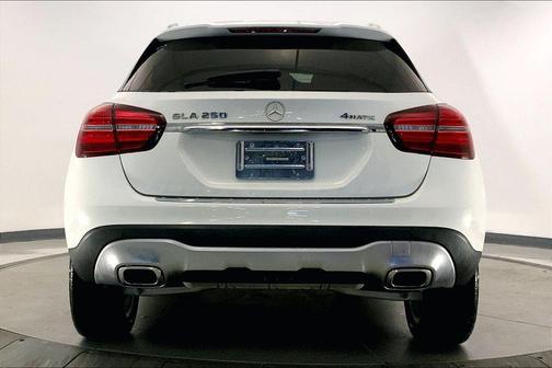 Polar White 2019 Mercedes-Benz GLA 250 4MATIC