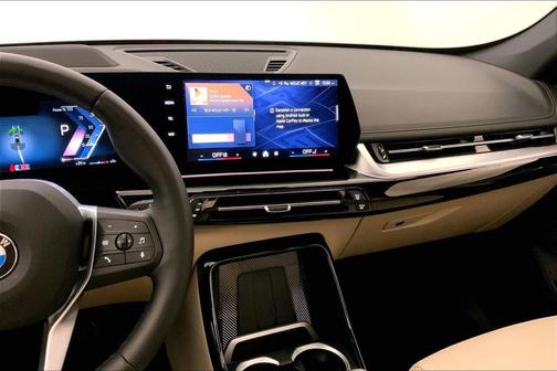 San Remo Green Metallic 2025 BMW X1 xDrive28i