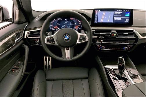 2023 BMW 530 i xDrive