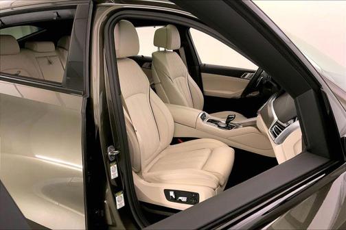 2023 BMW X6 xDrive40i