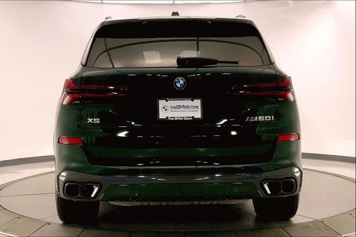2024 BMW X5 M60i
