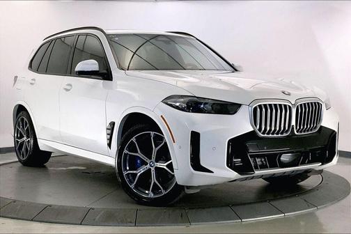 Mineral White Metallic 2024 BMW X5 xDrive40i