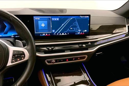 Mineral White Metallic 2024 BMW X5 xDrive40i