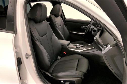 Mineral White Metallic 2023 BMW 330 xDrive