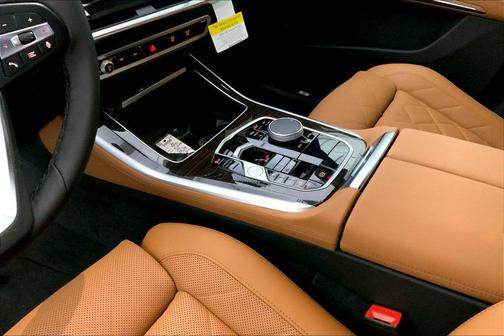 Black Sapphire Metallic 2026 BMW X5 xDrive40i