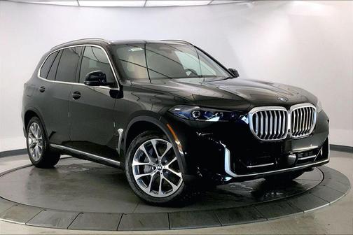 Black Sapphire Metallic 2026 BMW X5 PHEV xDrive50e