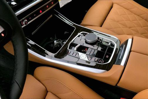 Mineral White Metallic 2026 BMW X5 PHEV xDrive50e